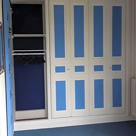 فندق مبيت وإفطار Le Suisse - Bleue 3*